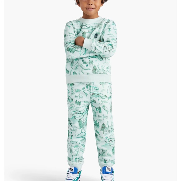 Hill House Home winter toile crewneck sweatshirt and jogger set - Picture 3 of 10